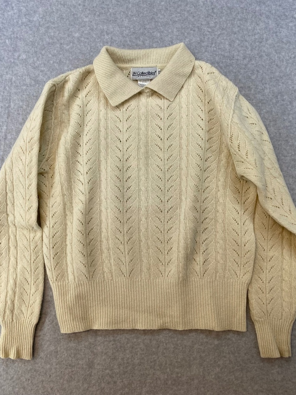 JH Collectibles Size Petite Small • Lambswool Angora Blend Collared Sweater